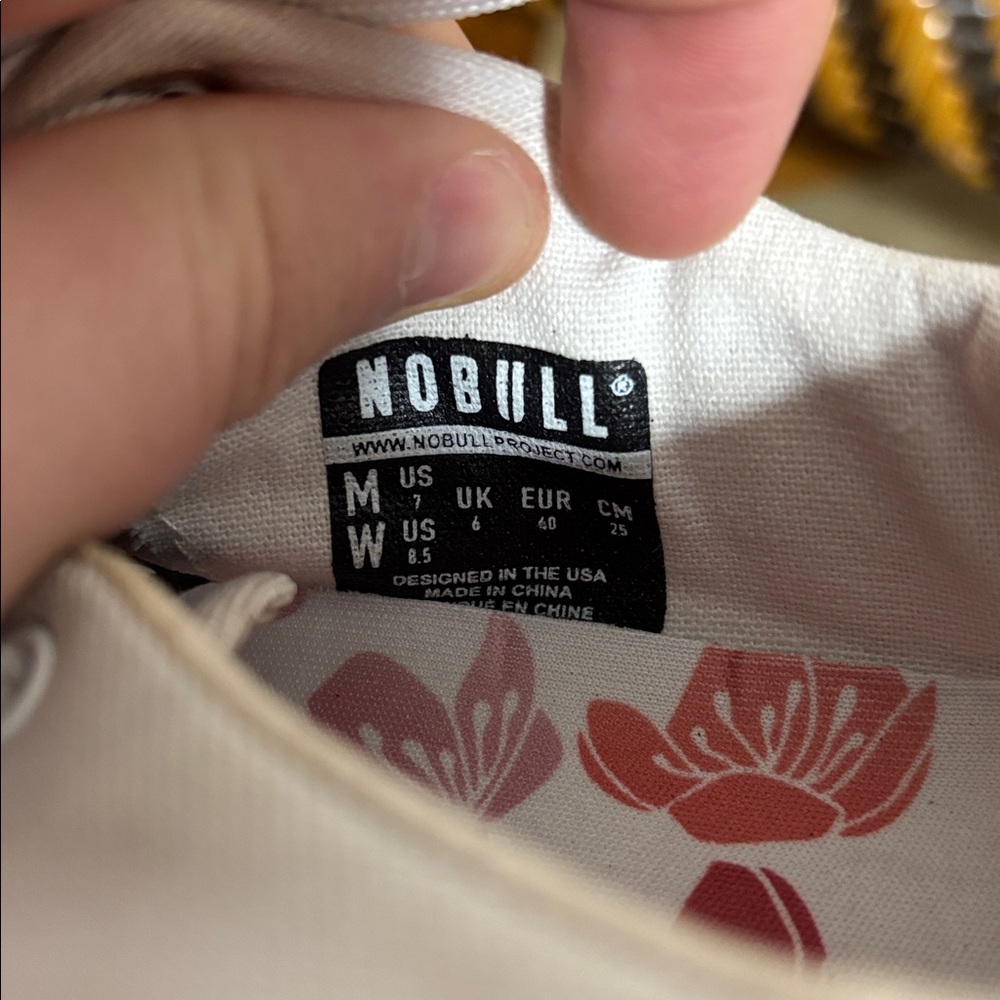 NOBULL Canvas Trainers Cherry Blossom 8.5 - Picture 8 of 8